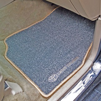 Коврики на Toyota Land Cruiser 100 1998&nbsp;-&nbsp;2007 в Хабаровске