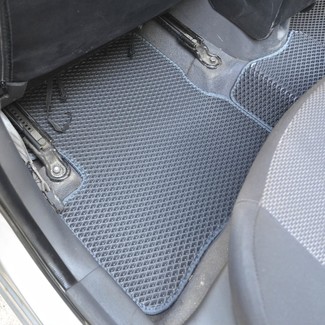 Ворсовые коврики на KIA Rio II 2005 - 2011 в Хабаровске Ворсовые коврики на KIA Rio II 2005 - 2011 в Хабаровске