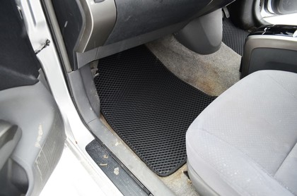 EVA коврики на Toyota Prius (20) 2004 - 2009 в Хабаровске EVA коврики на Toyota Prius (20) 2004 - 2009 в Хабаровске