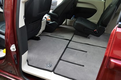 Ворсовые коврики на Chrysler Pacifica II 2016&nbsp;-&nbsp;2026 в Хабаровске