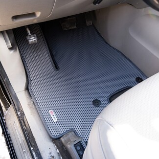 EVA коврики на KIA Carnival III 7 мест 2014 - 2021 в Хабаровске EVA коврики на KIA Carnival III 7 мест 2014 - 2021 в Хабаровске