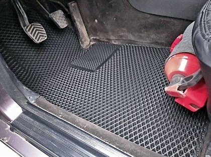 EVA коврики на Mercedes 190 (W201) 1982&nbsp;-&nbsp;1993 в Хабаровске