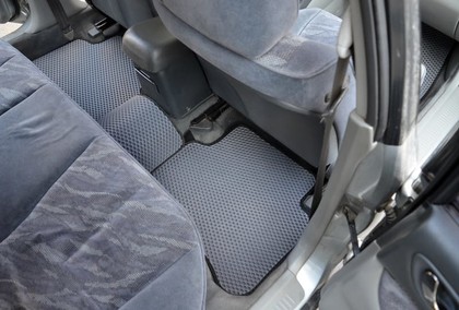 Ворсовые коврики на Mitsubishi Galant VIII 1996&nbsp;-&nbsp;2005 в Хабаровске