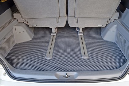 EVA коврики на Toyota Alphard (H10) 2002 - 2008 в Хабаровске EVA коврики на Toyota Alphard (H10) 2002 - 2008 в Хабаровске