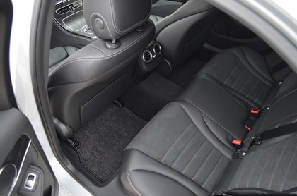 Ворсовые коврики на Mercedes C (W205) 2014 - 2023 в Хабаровске Ворсовые коврики на Mercedes C (W205) 2014 - 2023 в Хабаровске