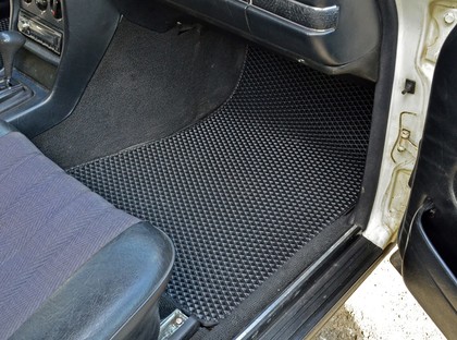 Коврики на Mercedes W123 1975&nbsp;-&nbsp;1986 в Хабаровске