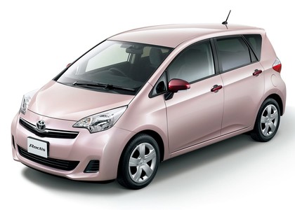 EVA коврики на Toyota Ractis II 2010 - 2016 в Хабаровске EVA коврики на Toyota Ractis II 2010 - 2016 в Хабаровске