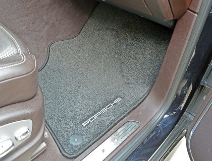 Ворсовые коврики на Porsche Cayenne II 2010&nbsp;-&nbsp;2018 в Хабаровске