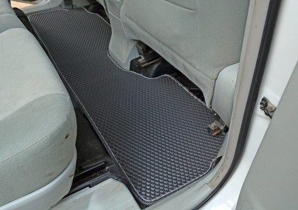 Ворсовые коврики на Toyota Prius Alpha 2011&nbsp;-&nbsp;2021 в Хабаровске