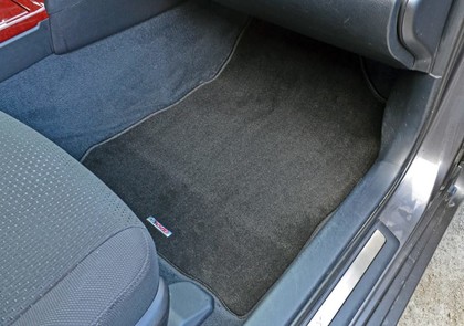 Ворсовые коврики на Toyota Camry (XV50) 2011&nbsp;-&nbsp;2018 в Хабаровске