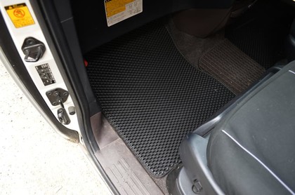 Коврики на Toyota Porte II 2012&nbsp;-&nbsp;2020 в Хабаровске