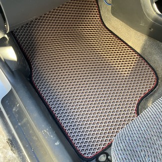 Ворсовые коврики на Honda Civic VI 4d 1995&nbsp;-&nbsp;2002 в Хабаровске