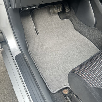 EVA коврики на Nissan Tiida (C11) 2004 - 2014 в Хабаровске EVA коврики на Nissan Tiida (C11) 2004 - 2014 в Хабаровске