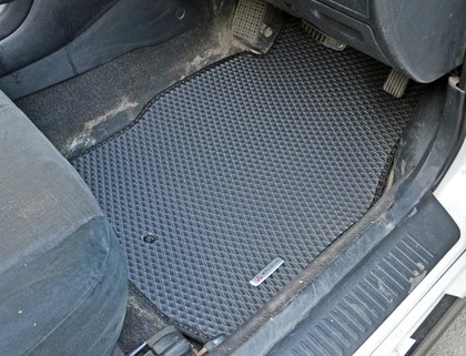 Ворсовые коврики на Mitsubishi Galant VIII 1996&nbsp;-&nbsp;2005 в Хабаровске