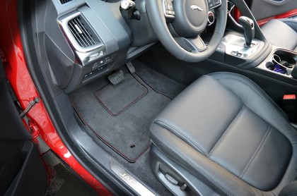 Коврики на Jaguar E-Pace 2017 - 2026 в Хабаровске Коврики на Jaguar E-Pace 2017 - 2026 в Хабаровске