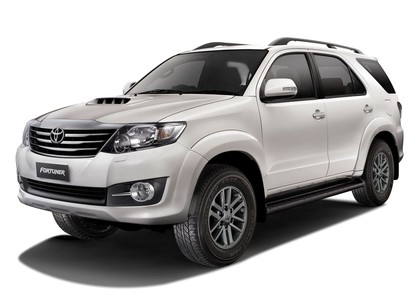 Коврики на Toyota Fortuner I 2004 - 2015 в Хабаровске Коврики на Toyota Fortuner I 2004 - 2015 в Хабаровске