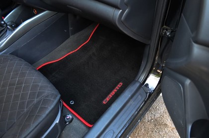 Коврики на KIA Cerato II 2009 - 2013 в Хабаровске Коврики на KIA Cerato II 2009 - 2013 в Хабаровске