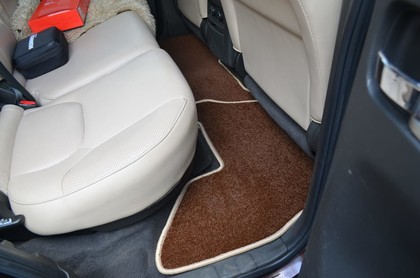 Ворсовые коврики на Nissan Pathfinder III 2004 - 2014 в Хабаровске Ворсовые коврики на Nissan Pathfinder III 2004 - 2014 в Хабаровске