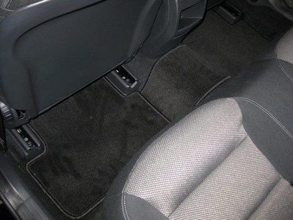 Ворсовые коврики на Mercedes GLA (X156) 2014 - 2020 в Хабаровске Ворсовые коврики на Mercedes GLA (X156) 2014 - 2020 в Хабаровске