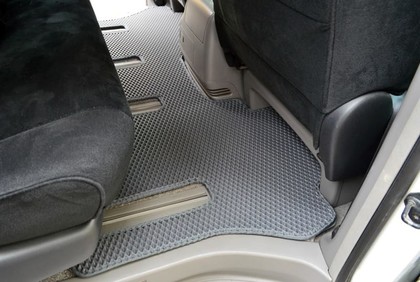 EVA коврики на Toyota Alphard (H10) 2002 - 2008 в Хабаровске EVA коврики на Toyota Alphard (H10) 2002 - 2008 в Хабаровске