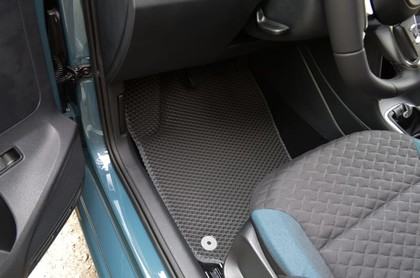 Коврики на Volkswagen Polo V 2010 - 2020 в Хабаровске Коврики на Volkswagen Polo V 2010 - 2020 в Хабаровске