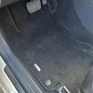 Ворсовые коврики на Mercedes A (W176) 2012 - 2018 в Хабаровске Ворсовые коврики на Mercedes A (W176) 2012 - 2018 в Хабаровске