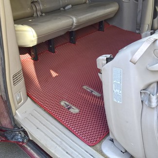 Коврики на Toyota Sienna II 2003 - 2010 в Хабаровске Коврики на Toyota Sienna II 2003 - 2010 в Хабаровске