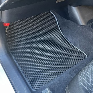 Коврики на Toyota Prius (50) 2015&nbsp;-&nbsp;2023 в Хабаровске