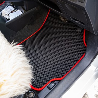 Ворсовые коврики на Toyota Vitz II 2005&nbsp;-&nbsp;2010 в Хабаровске