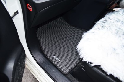 EVA коврики на Toyota Voxy (R80) 2014&nbsp;-&nbsp;2021 в Хабаровске