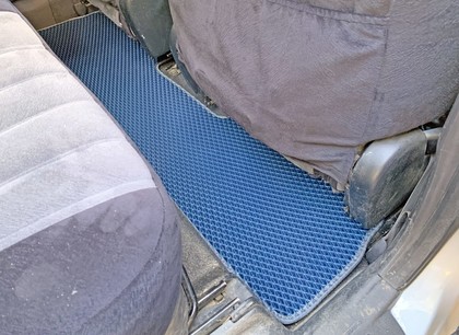 Коврики на Toyota Wish I 2003&nbsp;-&nbsp;2009 в Хабаровске