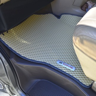 Коврики на Toyota Grand Hiace 1999&nbsp;-&nbsp;2002 в Хабаровске