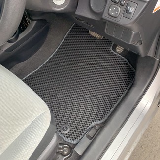 Коврики на Toyota Aqua (P10) 2011&nbsp;-&nbsp;2021 в Хабаровске