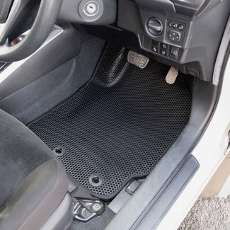 Ворсовые коврики на Toyota Corolla Fielder (E16) 2й рестайлинг 2017&nbsp;-&nbsp;2026 в Хабаровске