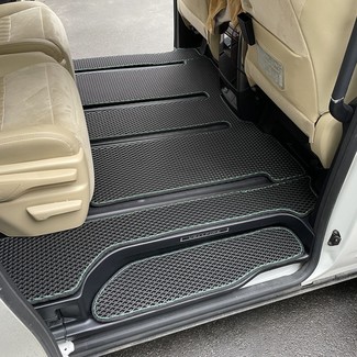 Коврики на Toyota Vellfire (H30) 2015&nbsp;-&nbsp;2023 в Хабаровске