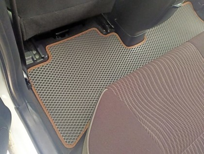 Коврики на Toyota Aqua (P10) 2011&nbsp;-&nbsp;2021 в Хабаровске