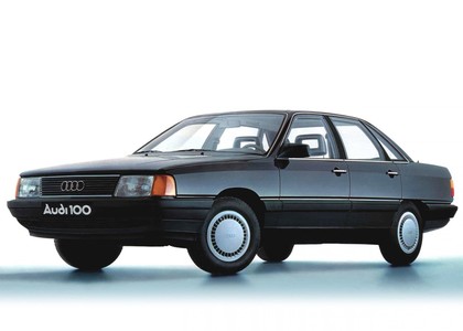 Ворсовые коврики на Audi 100 (C3) 1982&nbsp;-&nbsp;1991 в Хабаровске