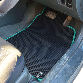 Коврики на Toyota Cynos (L50) 1995&nbsp;-&nbsp;1999 в Хабаровске