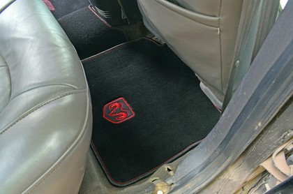 Коврики на Dodge Intrepid II 1997&nbsp;-&nbsp;2004 в Хабаровске