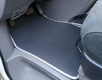 EVA коврики на Toyota Alphard (H10) 2002 - 2008 в Хабаровске EVA коврики на Toyota Alphard (H10) 2002 - 2008 в Хабаровске