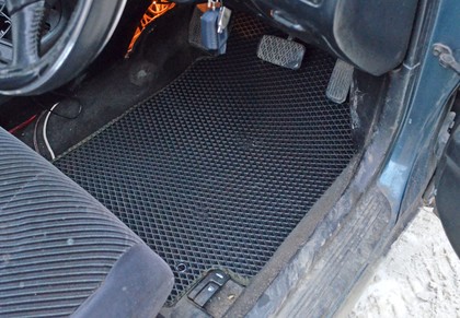 Коврики на Toyota Sprinter Marino 1992&nbsp;-&nbsp;1997 в Хабаровске