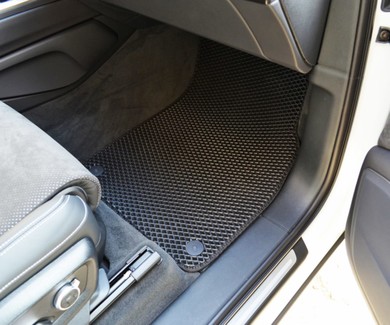 Ворсовые коврики на Audi Q7 II 2015&nbsp;-&nbsp;2026 в Хабаровске