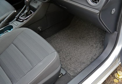 Ворсовые коврики на Toyota Corolla (E18) 2012&nbsp;-&nbsp;2019 в Хабаровске