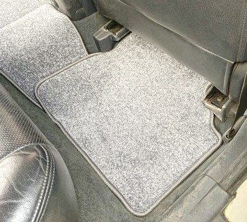 Коврики на Toyota Avensis II 2002 - 2008 в Хабаровске Коврики на Toyota Avensis II 2002 - 2008 в Хабаровске