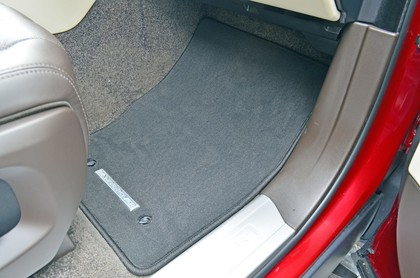 Ворсовые коврики на Land Rover Range Rover IV 2013 - 2022 в Хабаровске Ворсовые коврики на Land Rover Range Rover IV 2013 - 2022 в Хабаровске