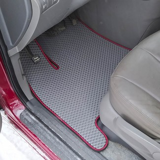 EVA коврики на KIA Carnival II 2006 - 2014 в Хабаровске EVA коврики на KIA Carnival II 2006 - 2014 в Хабаровске