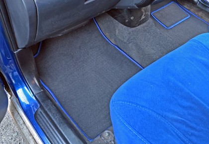 Ворсовые коврики на Toyota Bb I 2000&nbsp;-&nbsp;2005 в Хабаровске