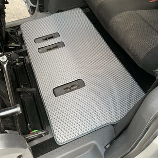 Ворсовые коврики на Volkswagen Caddy (2K) 2003 - 2020 в Хабаровске Ворсовые коврики на Volkswagen Caddy (2K) 2003 - 2020 в Хабаровске