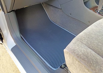 Ворсовые коврики на Toyota Corona Premio (T21) 1996 - 2001 в Хабаровске Ворсовые коврики на Toyota Corona Premio (T21) 1996 - 2001 в Хабаровске