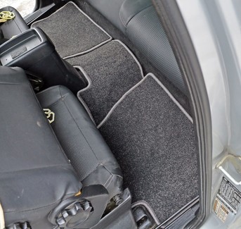 Ворсовые коврики на Land Rover Freelander I 1998 - 2006 в Хабаровске Ворсовые коврики на Land Rover Freelander I 1998 - 2006 в Хабаровске